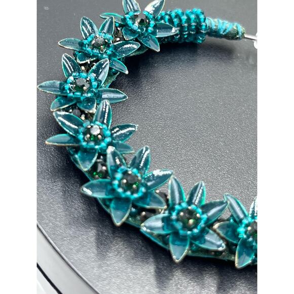 Deepa Gurnani Signed Handmade Green Beaded Floral Hoop Earrings Leather Back USA - Picture 5 of 8